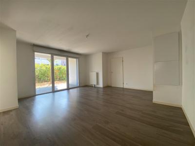 Louer Appartement Villenave-d'ornon 803 euros