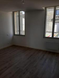 For rent Saint-andre-de-cubzac 1 room 20 m2 Gironde (33240) photo 2