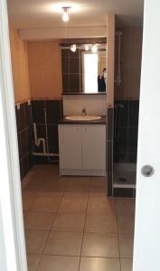 For rent Gujan-mestras 1 room 30 m2 Gironde (33470) photo 2