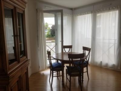 Louer Appartement 53 m2 Artigues-pres-bordeaux
