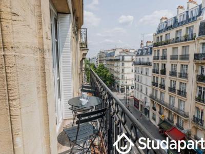 Louer Appartement 32 m2 Paris-17eme-arrondissement