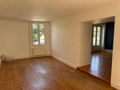 For sale Cognac 4 rooms 148 m2 Charente (16100) photo 2