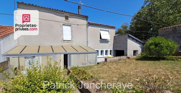 For sale Maillezais 5 rooms 122 m2 Vendee (85420) photo 1