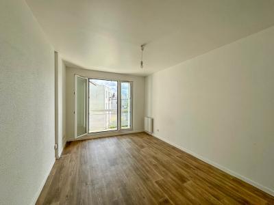 For rent Vierzon 1 room 23 m2 Cher (18100) photo 1