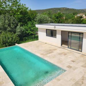 For sale Sernhac 7 rooms 223 m2 Gard (30210) photo 2