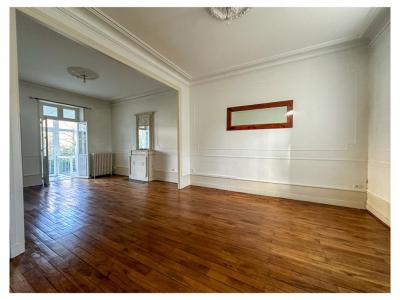 For sale Perigueux 7 rooms 133 m2 Dordogne (24000) photo 1