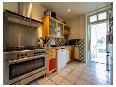 For sale Perigueux 7 rooms 133 m2 Dordogne (24000) photo 2