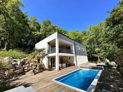 For sale Agen 7 rooms 150 m2 Lot et garonne (47000) photo 0
