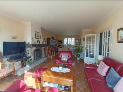 Acheter Maison 201 m2 Chateauneuf-du-faou