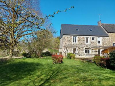 For sale Carhaix-plouguer 5 rooms 170 m2 Finistere (29270) photo 0