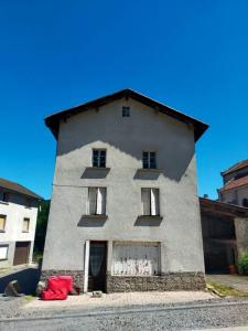 Acheter Maison 170 m2 Vollore-montagne