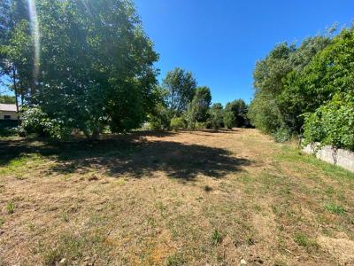 For sale Prahecq 1610 m2 Deux sevres (79230) photo 0