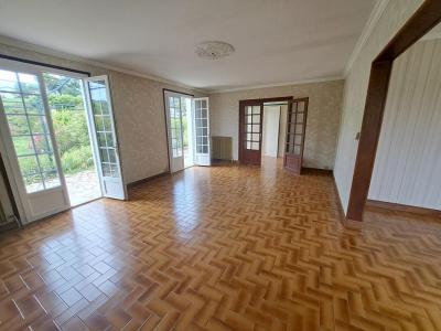 Acheter Maison 93 m2 Roullet-saint-estephe