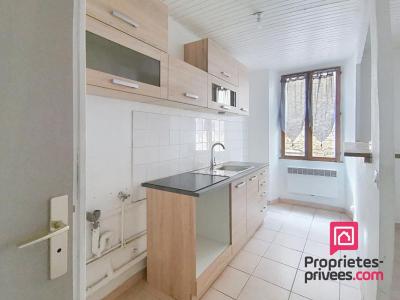 For rent Tourves 2 rooms 44 m2 Var (83170) photo 1