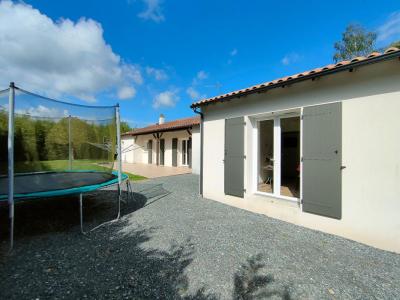 Acheter Maison 154 m2 Saint-laurent-sur-sevre