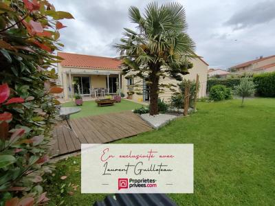For sale Cholet 5 rooms 103 m2 Maine et loire (49300) photo 0