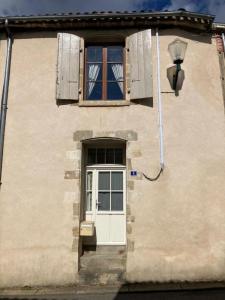 For sale Mouilleron-en-pareds 4 rooms 120 m2 Vendee (85390) photo 0