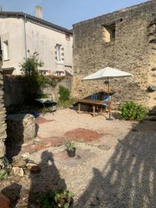 For sale Mouilleron-en-pareds 4 rooms 120 m2 Vendee (85390) photo 1