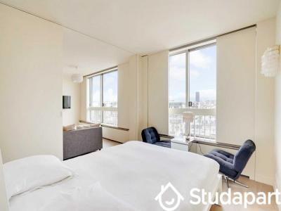 Louer Appartement 48 m2 Paris-15eme-arrondissement