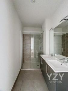 For rent Toulouse 3 rooms 69 m2 Haute garonne (31200) photo 4