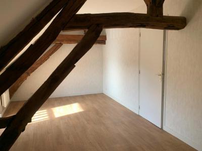 Louer Maison Cerisiers 434 euros