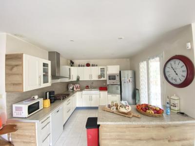 For sale Carcassonne 5 rooms 141 m2 Aude (11000) photo 4