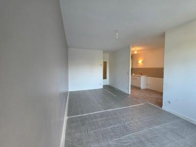 For sale Caluire-et-cuire 3 rooms 67 m2 Rhone (69300) photo 1