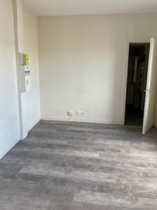 For rent Villeurbanne 1 room 25 m2 Rhone (69100) photo 2