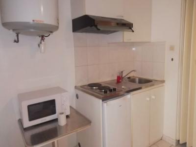 Louer Appartement 14 m2 Marseille-10eme-arrondissement
