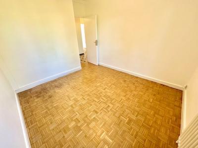 Louer Appartement 54 m2 Bron