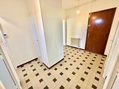 Louer Appartement Bron Rhone