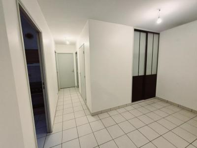 For rent Maurepas 3 rooms 76 m2 Yvelines (78310) photo 4