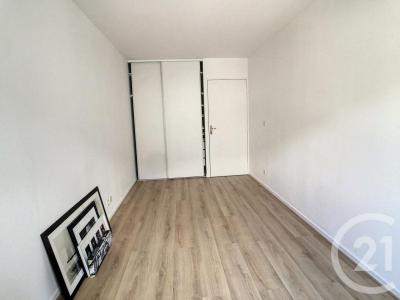 For rent Clichy 2 rooms 48 m2 Hauts de Seine (92110) photo 2
