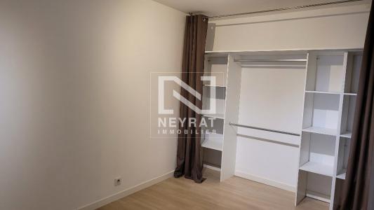 Annonce Location 2 pices Appartement Bagnols-en-foret 83