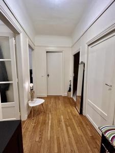 For rent Paris-10eme-arrondissement 2 rooms 45 m2 Paris (75010) photo 3
