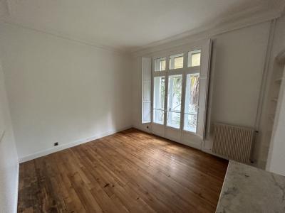 Acheter Appartement  700 euros