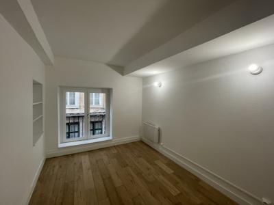 Louer Appartement Lyon-1er-arrondissement Rhone