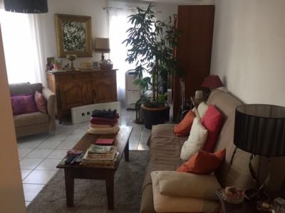 Louer Appartement Lyon-8eme-arrondissement 782 euros