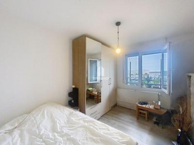 For sale Strasbourg 3 rooms 68 m2 Bas rhin (67200) photo 2