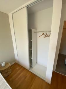 For rent Montpellier 1 room 11 m2 Herault (34070) photo 2