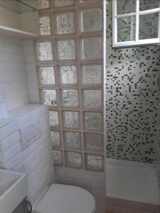 For rent Paris-11eme-arrondissement 1 room 10 m2 Paris (75011) photo 4