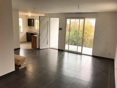 For rent Fargues-saint-hilaire 5 rooms 130 m2 Gironde (33370) photo 0