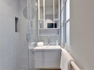 Louer Appartement Bordeaux 453 euros