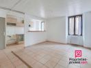 For rent Apartment Tourves  44 m2 2 pieces