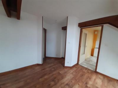 Louer Appartement 56 m2 Champagney