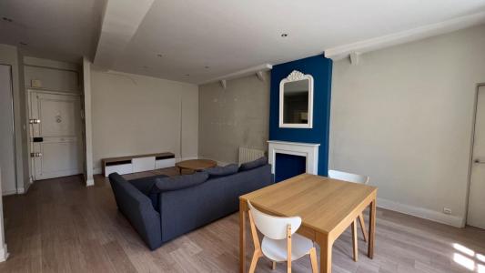For rent Lyon-2eme-arrondissement 2 rooms 61 m2 Rhone (69002) photo 2