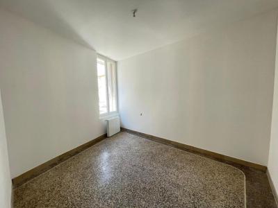 Louer Appartement Beauvoisin 655 euros