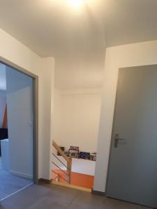 For rent Aix-les-bains 3 rooms 66 m2 Savoie (73100) photo 3