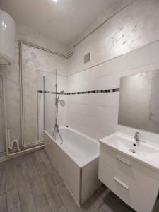 For rent Villeurbanne 2 rooms 32 m2 Rhone (69100) photo 4