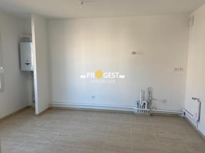 For rent Greasque 1 room 25 m2 Bouches du Rhone (13850) photo 2